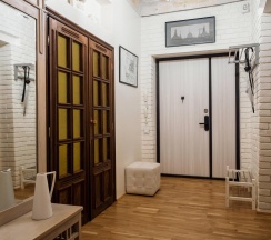2-комнатные апартаменты улучшенные в RoomRoom (РумРум) на улице Первомайская