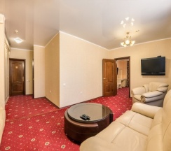 ЛЮКС в Red hotel