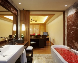 Двухместный номер Premium Deluxe двуспальная кровать в Отель Centara Grand Beach Resort Phuket 