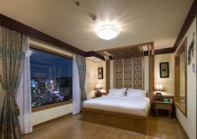 Номер Grand в Peak Nimman Prestige Hotel