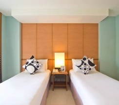 Четырёхместный семейный люкс с 2 комнатами с видом на сад в Green Park Resort