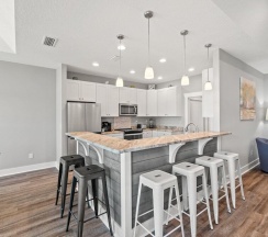 Коттедж с видом на океан в Amazing New 3br/2ba Laguna Beach! / 6p Golf Cart: 2 Mins to Beach/west PCB