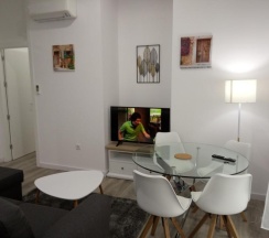 Апартаменты с 2 комнатами в Alicante Center Apart