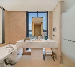 Люкс Deluxe в DoubleTree by Hilton Ya'An