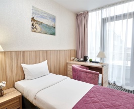 Одноместный номер с террасой в Harbor Club Hotel