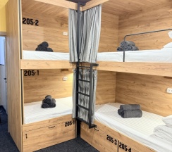 №5 Шестиместный общий номер в Редиска