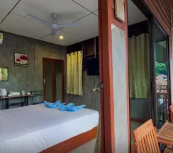 Двухместное бунгало Superior двуспальная кровать в Kanya Cozy Bungalows Kata Beach