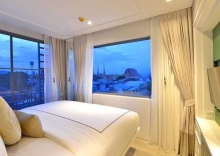 Люкс Premium с балконом в Riva Arun Bangkok