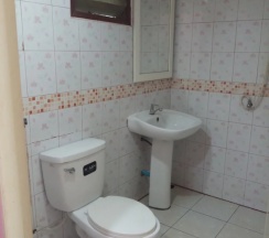 Номер Standard с балконом в Phi Phi Jungle Hill Bungalow