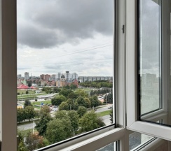 Двухместные апартаменты c 1 комнатой с балконом и с красивым видом из окна (двуспальная кровать) в Квартира Zeninapart