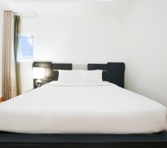 Двухместный номер Superior двуспальная кровать в A&EM - The Petit Hotel