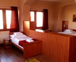 Пятиместный номер Standard в Diana Club Hotel