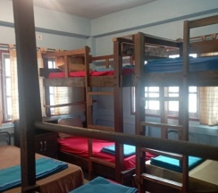 Кровать в общем номере двуспальная кровать в Trekker Camp Chiang Mai - Hostel