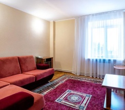 Двухместный полулюкс двуспальная кровать в Рубин