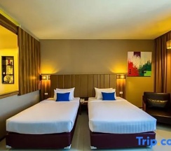 Номер Superior с видом на реку в Grand Howard Hotel Bangkok