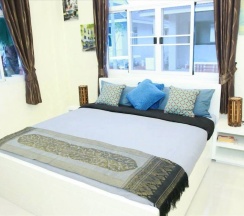 Вилла с 3 комнатами с балконом в Suanson Paragon Green Villas