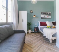 Двухместная студия двуспальная кровать в Monochrome Rothschild - Smart Hotel by Loginn Tel Aviv
