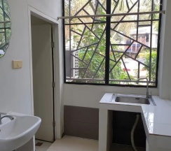 Двухместный номер Standard Цокольный этаж 2 отдельные кровати в Rayonghouse Resort