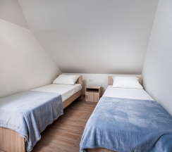 Двухкомнатный семейный.Мансарда в Три Восьмёрки