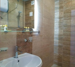 Люкс в Оазис Клаб Резорт