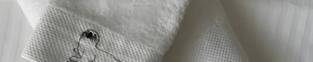 Двухместный семейный номер Deluxe с видом на внутренний двор двуспальная кровать в Лола