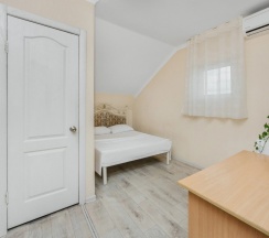 Двухместный номер Economy с видом на город двуспальная кровать в Green rent