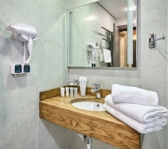 Эксклюзивный люкс с панорамным видом на горы в Wood House