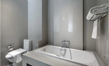 Двухместное Pent View двуспальная кровать в The Lantern Resorts Patong