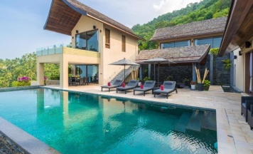 Вилла с 4 комнатами в Rockwater Residences