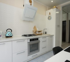 2-комнатные апартаменты улучшенные в Адам и Ева