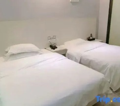 Двухместный номер Standard двуспальная кровать в Yiyue Express Hotel