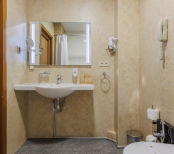 Senior Suite в Central City