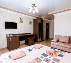 Комната полулюкс семейная в Лоза