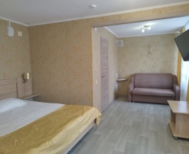 Полулюкс в Спутник