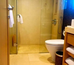 Двухместный номер с видом на горы 2 отдельные кровати в Royal View Hotel