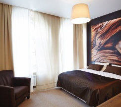 Люкс с балконом в Geleon