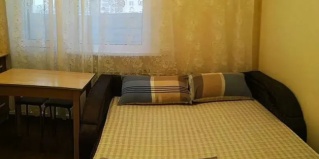 Сургут: Апартаменты Квартира на улице Ивана Захарова 12/1