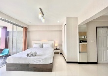 Апартаменты Deluxe в Modern Unit at Lumpini,Sathon by Sabai