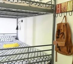 Кровать в общем номере (женский номер) в Lemongrass Hostel