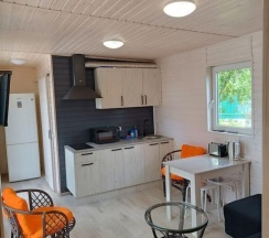 Коттедж улучшенный в Дом-сфера у моря