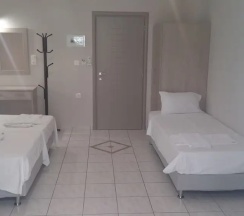 Номер Standard с видом на воду в Katerina Resort