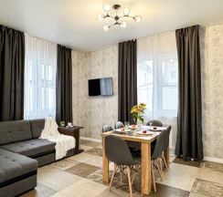 Дом 110кв.м. с 3 спальнями, кухней гостиной и 2 санузлами, вмещает до 9 человек в Villa Harizma