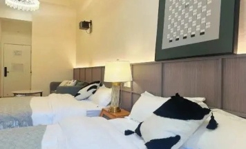 Четырёхместный семейный номер Standard с видом на город в Dream Inn Hotel (Songjiazhuang Subway Station Branch)