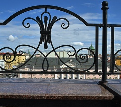 Улучшенный номер с видом на город в Taleon Imperial Hotel