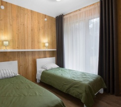 Стандарт Приаллейный (двухместный) в Изумрудное