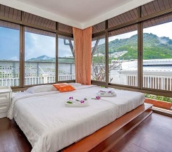 Люкс в The Color Kata