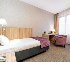 Одноместный номер в Harbor Club Hotel