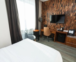Двухместный номер Standard (двуспальная кровать) в East Astana Hotel
