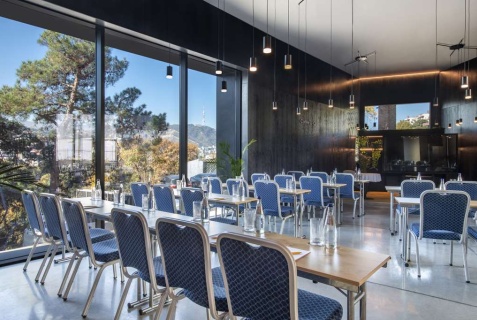 Тбилиси: Отель Golden Tulip Design Tbilisi