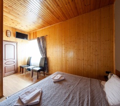 Номер стандарт с 1 двуспальной кроватью (с завтраком) в Kaskad house